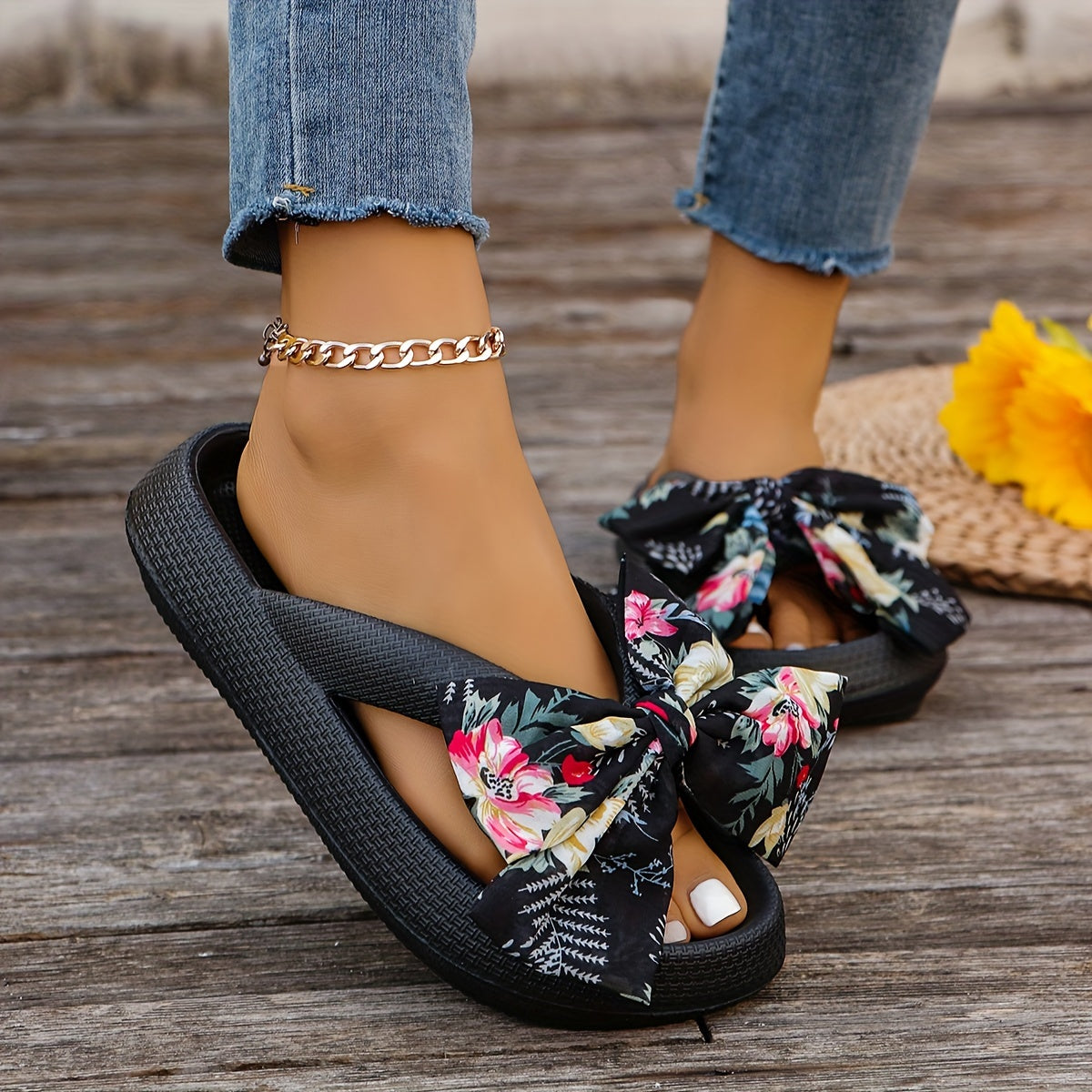 Elevated Womens Flip Flops - Fashionable Solid Color with Soft Cushioned Platform - Ultra-Comfortable Slip-On Design, Non-slip Beach Slides Enhanced with Stylish Floral Bowknot Decor