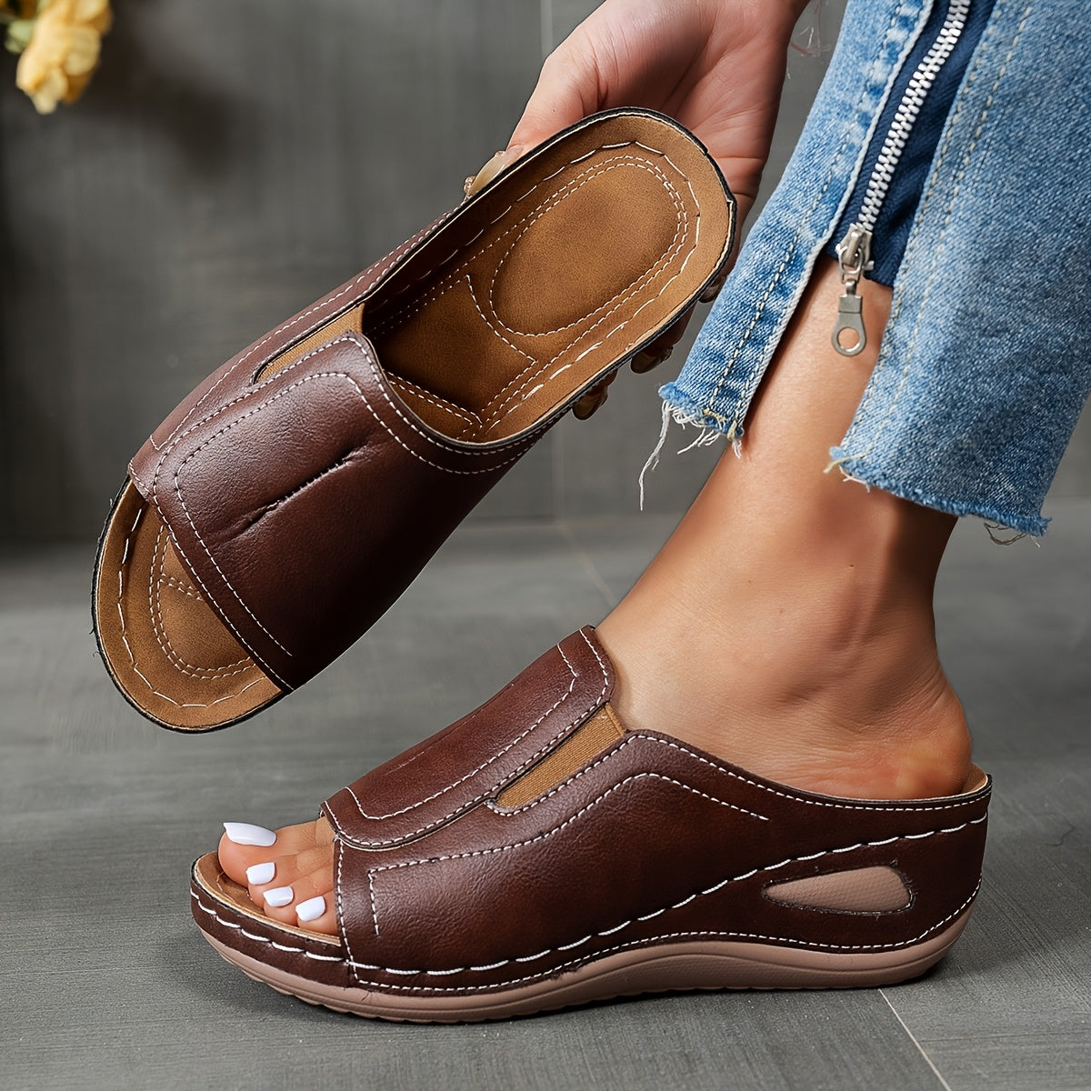 [Comfortable Wedge Sandals] UMIK Women's Comfortable Casual Wedge Sandals | Everyday Anti-Slip Shopping Shoes, Summer Outdoor Beach Slippers