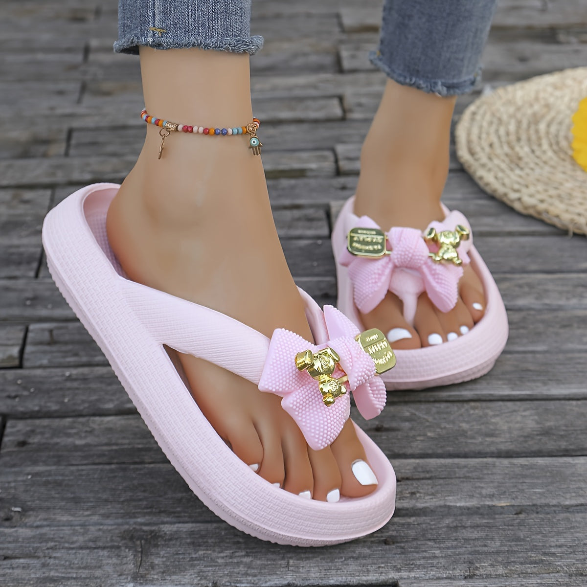 [Cute Bear Flip Flops] Soft Cloud Slides Women's Summer Casual Flip Flops | Cute Cartoon Bear Bow Design, Thick Sole Non-Slip, Large Size Ladies Shoes, Flat Heel EVA Material, Beach Vacation Slip-On Slippers, Dorm Home Daily Leisure