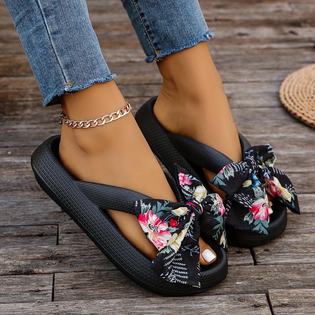 Elevated Womens Flip Flops - Fashionable Solid Color with Soft Cushioned Platform - Ultra-Comfortable Slip-On Design, Non-slip Beach Slides Enhanced with Stylish Floral Bowknot Decor