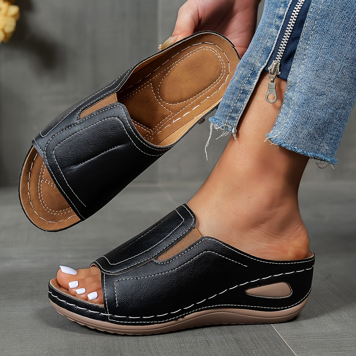 [Comfortable Wedge Sandals] UMIK Women's Comfortable Casual Wedge Sandals | Everyday Anti-Slip Shopping Shoes, Summer Outdoor Beach Slippers