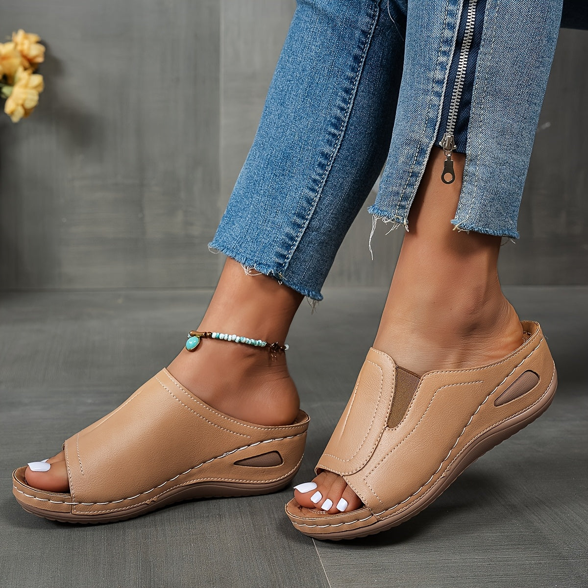 [Comfortable Wedge Sandals] UMIK Women's Comfortable Casual Wedge Sandals | Everyday Anti-Slip Shopping Shoes, Summer Outdoor Beach Slippers